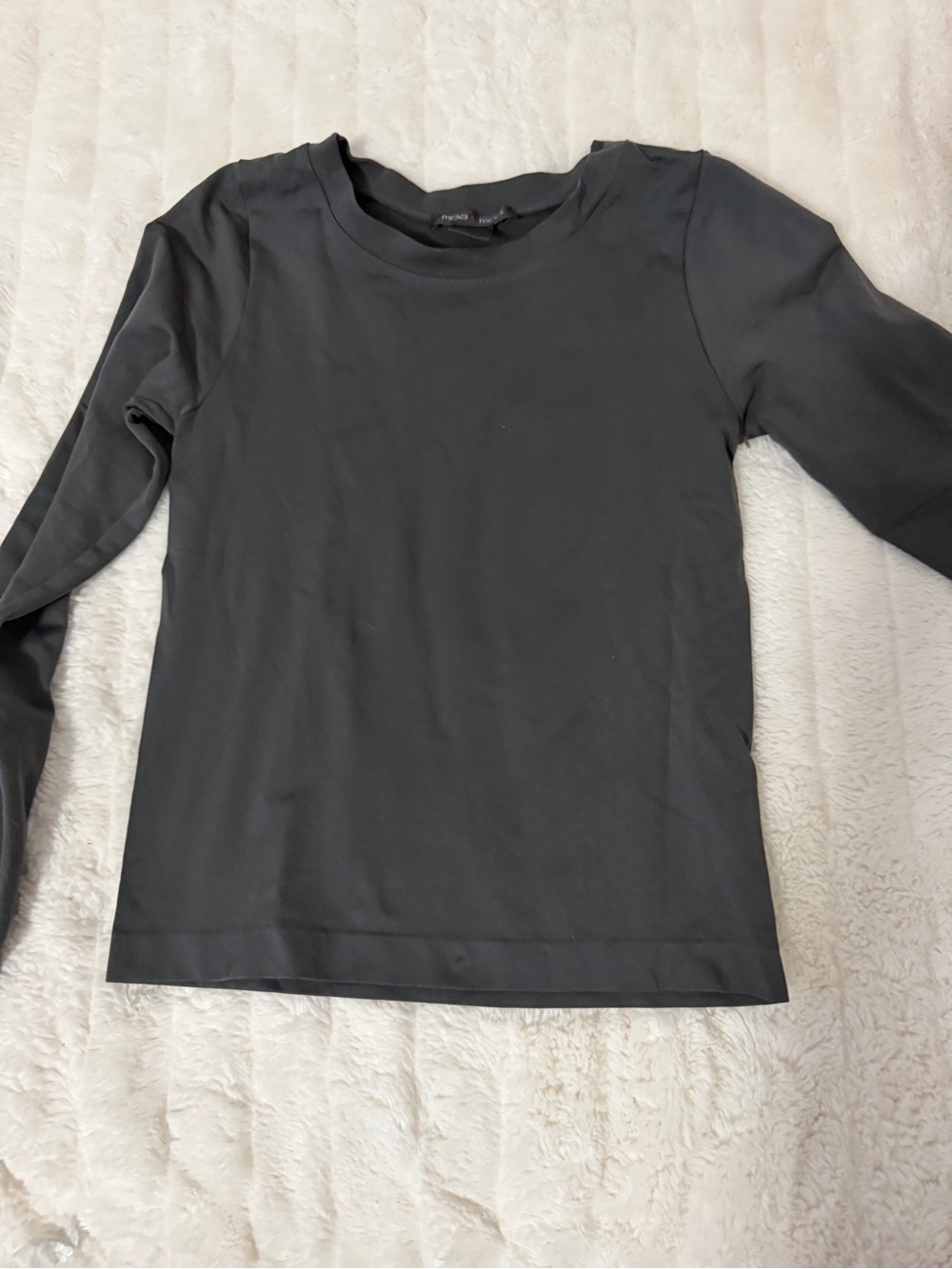 Women’s Long Sleeve Crewneck Top